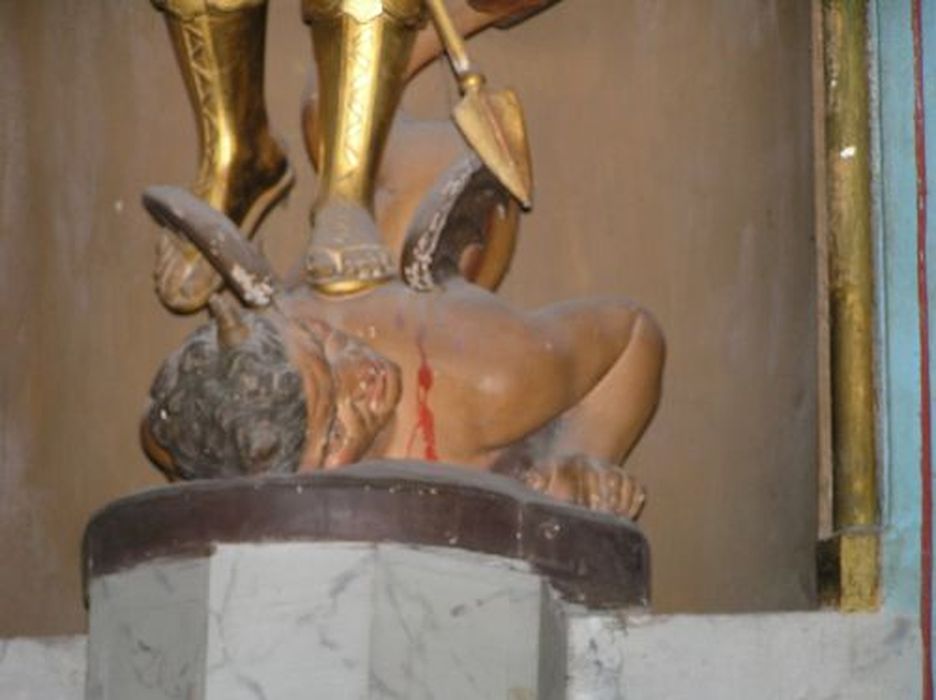 statue : Saint Michel terrassant le démon, détail - © Ministère de la Culture (France), Conservation des antiquités et des objets d’art de l'Ariège – Tous droits réservés 