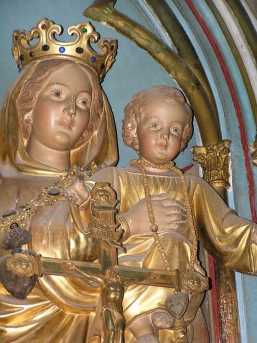 statue : Vierge à l'Enfant, vue partielle - © Ministère de la Culture (France), Conservation des antiquités et des objets d’art de l'Ariège – Tous droits réservés 