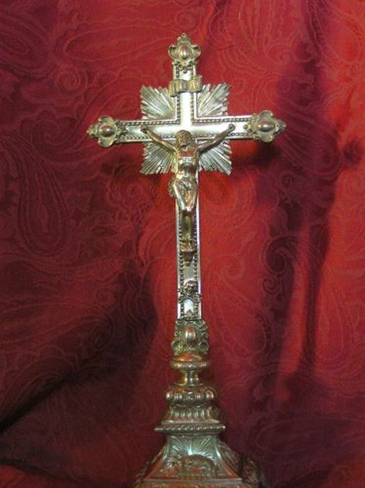 croix d'autel