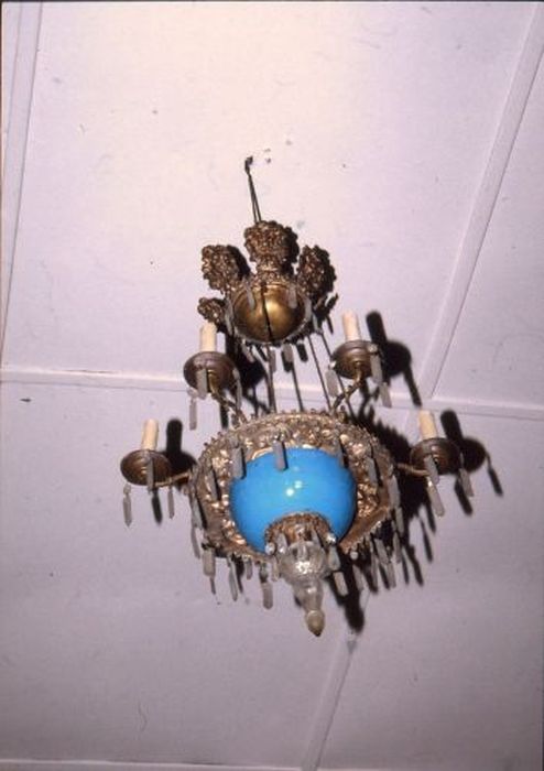 lustre - © Ministère de la Culture (France), Conservation des antiquités et des objets d’art de l'Ariège – Tous droits réservés