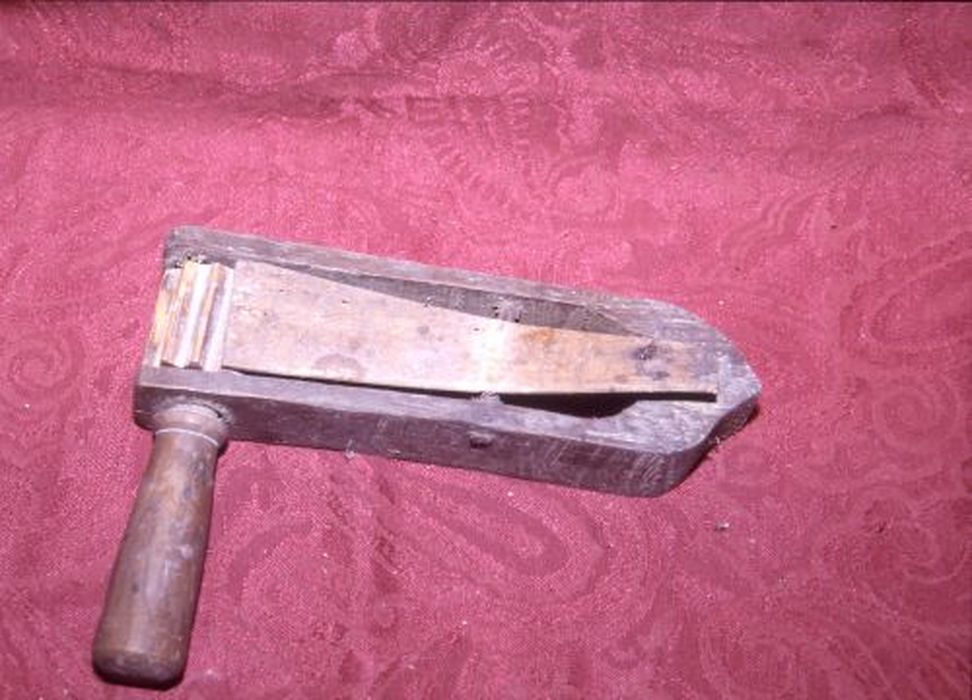 crécelle - © Ministère de la Culture (France), Conservation des antiquités et des objets d’art de l'Ariège – Tous droits réservés