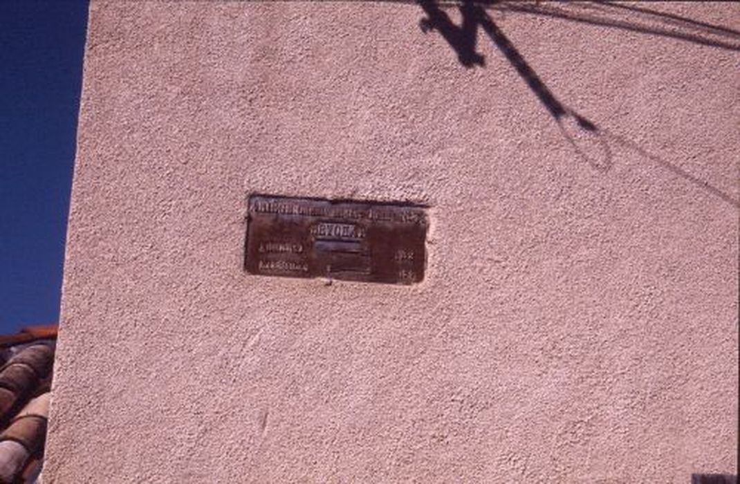 plaque de chemin - © Ministère de la Culture (France), Conservation des antiquités et des objets d’art de l'Ariège – Tous droits réservés