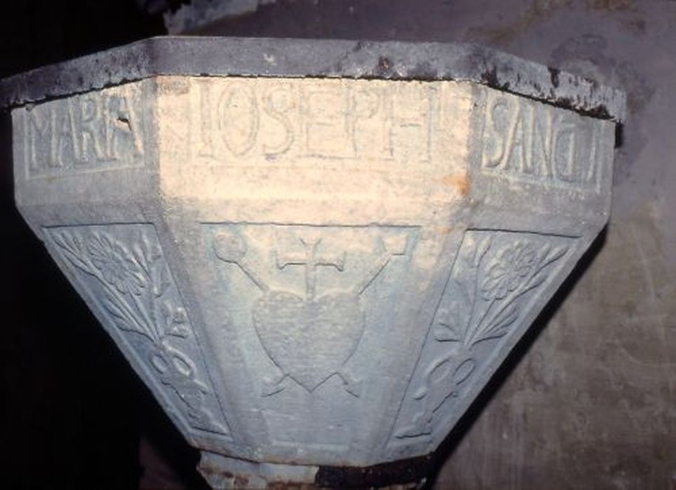 bénitier, détail