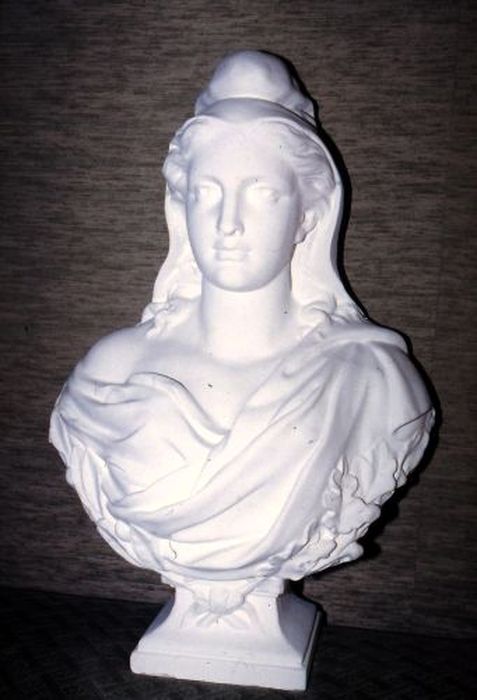 buste : Marianne - © Ministère de la Culture (France), Conservation des antiquités et des objets d’art de l'Ariège – Tous droits réservés 