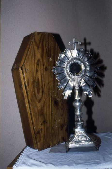 ostensoir et sa boîte - © Ministère de la Culture (France), Conservation des antiquités et des objets d’art de l'Ariège – Tous droits réservés 