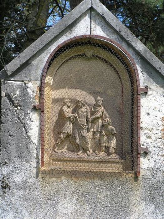 chemin de croix : hauts-reliefs, détail d’une station - © Ministère de la Culture (France), Conservation des antiquités et des objets d’art de l'Ariège – Tous droits réservés 
