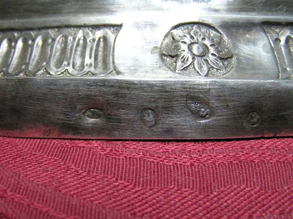 croix d'autel, détail des poinçons