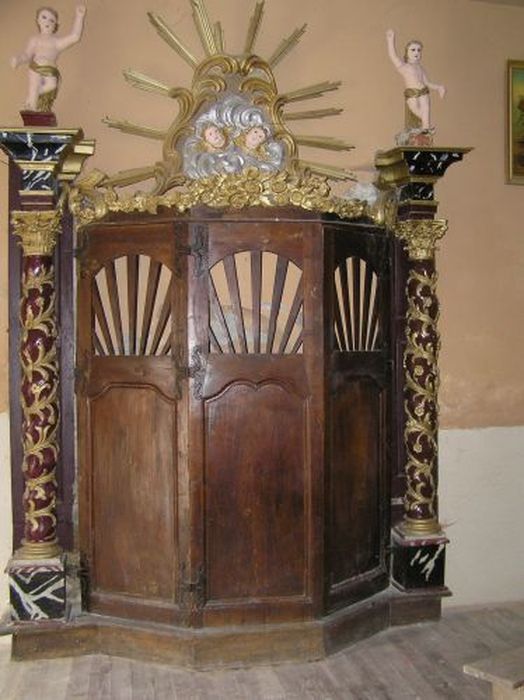 placard-clôture des fonts baptismaux