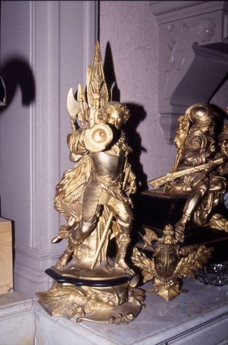 statue (statuette) : Hoplite (garniture de cheminée) - © Ministère de la Culture (France), Conservation des antiquités et des objets d’art de l'Ariège – Tous droits réservés 