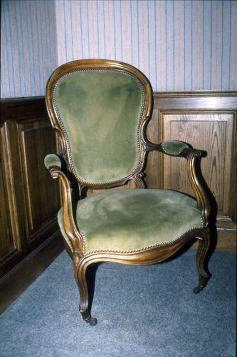 fauteuil - © Ministère de la Culture (France), Conservation des antiquités et des objets d’art de l'Ariège – Tous droits réservés 