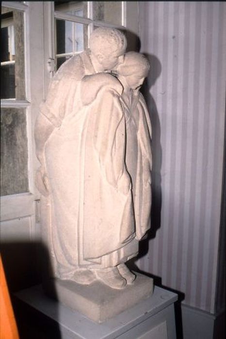 groupe sculpté : Couple - © Ministère de la Culture (France), Conservation des antiquités et des objets d’art de l'Ariège – Tous droits réservés 