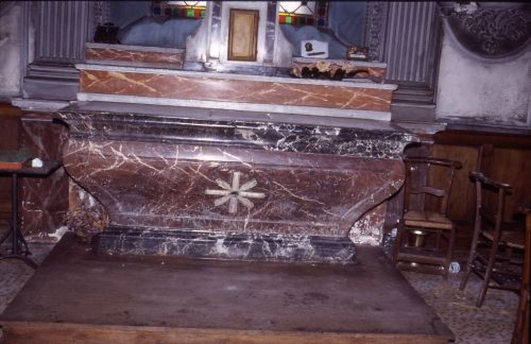 autel, détail - © Ministère de la Culture (France), Conservation des antiquités et des objets d’art de l'Ariège – Tous droits réservés 