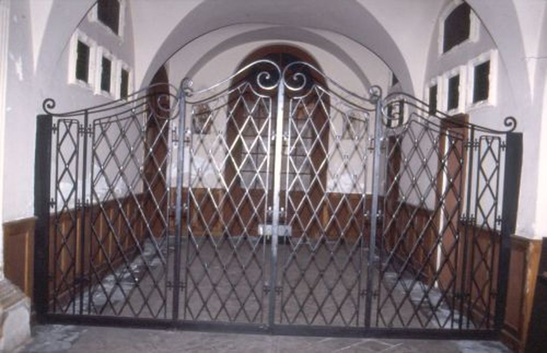 clôture de chapelle (grille) - © Ministère de la Culture (France), Conservation des antiquités et des objets d’art de l'Ariège – Tous droits réservés 