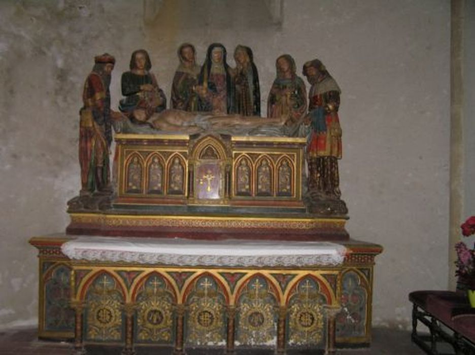 Autel, gradin d'autel et tabernacle