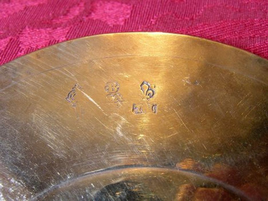 patène, détail des poinçons