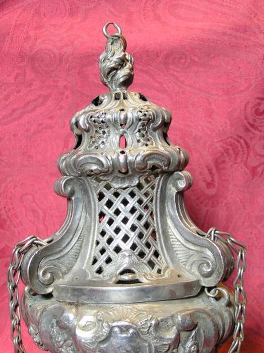 encensoir, détail - © Ministère de la Culture (France), Conservation des antiquités et des objets d’art de l'Ariège – Tous droits réservés 