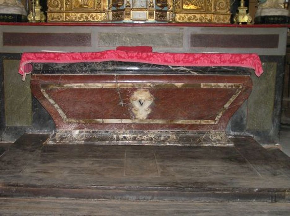 autel - © Ministère de la Culture (France), Conservation des antiquités et des objets d’art de l'Ariège – Tous droits réservés