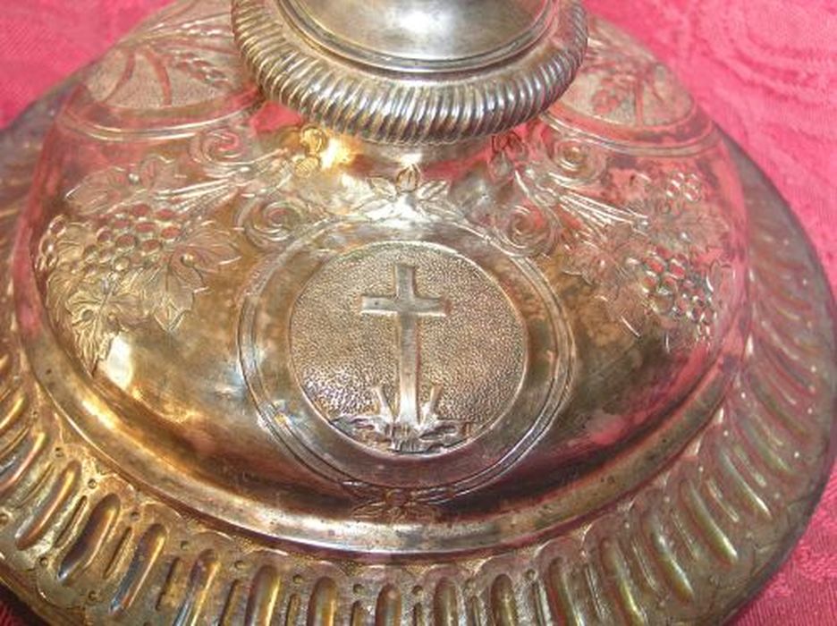 calice, détail - © Ministère de la Culture (France), Conservation des antiquités et des objets d’art de l'Ariège – Tous droits réservés 