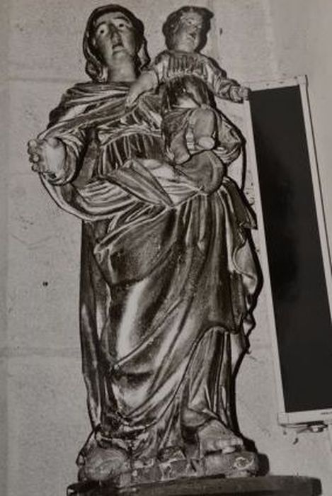 statue : Vierge à l'Enfant - © Ministère de la Culture (France), Conservation des antiquités et des objets d’art de l'Ariège – Tous droits réservés 