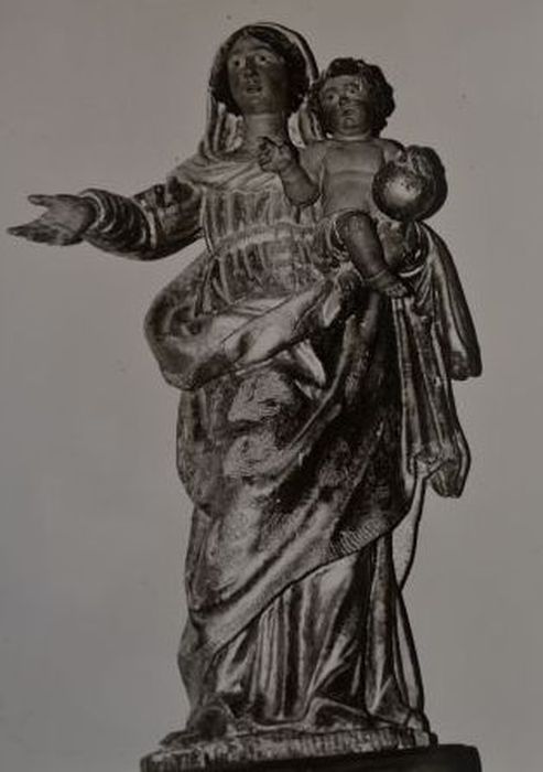 statue : Vierge à l'Enfant - © Ministère de la Culture (France), Conservation des antiquités et des objets d’art de l'Ariège – Tous droits réservés 