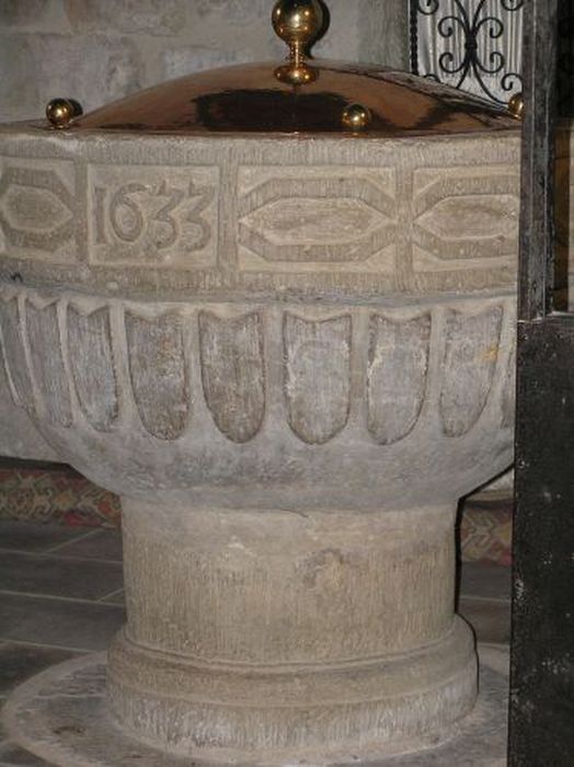 fonts baptismaux - © Ministère de la Culture (France), Conservation des antiquités et des objets d’art de l'Ariège – Tous droits réservés 