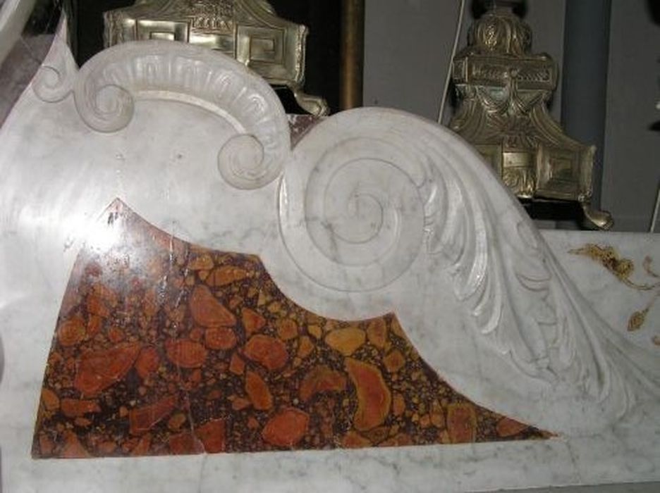 autel, détail