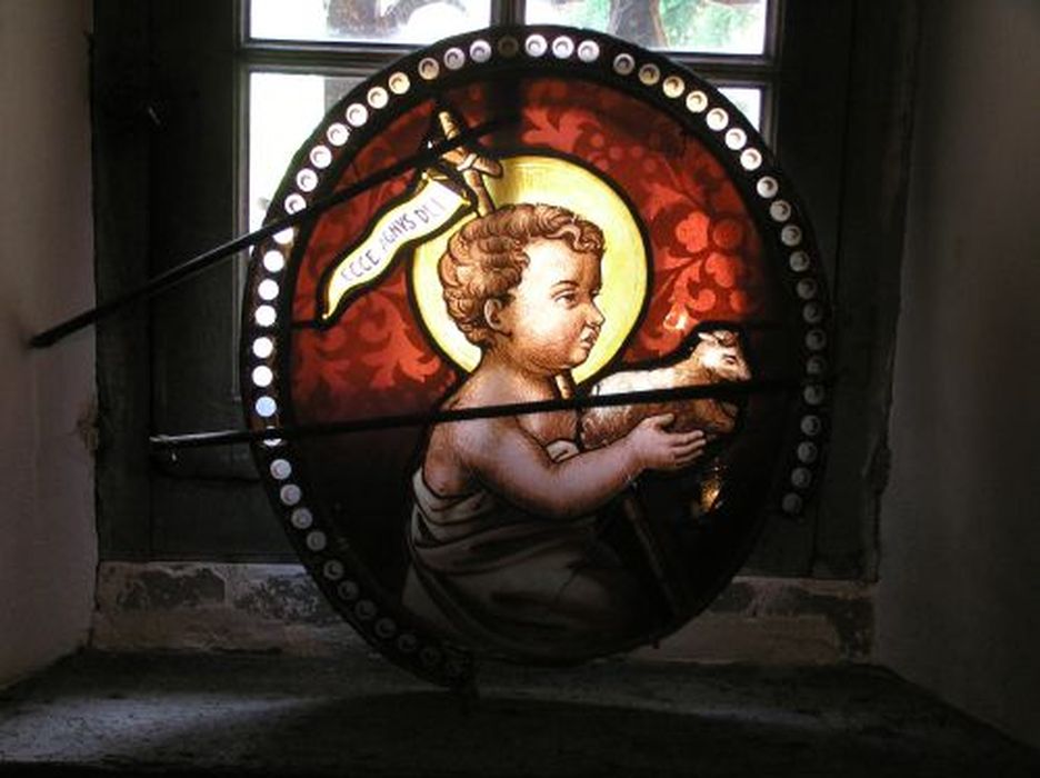 verrière (occulus) : Saint Jean-Baptiste - © Ministère de la Culture (France), Conservation des antiquités et des objets d’art de l'Ariège – Tous droits réservés