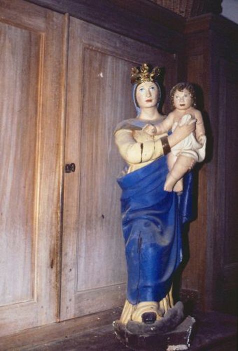 statue : Vierge à l'Enfant