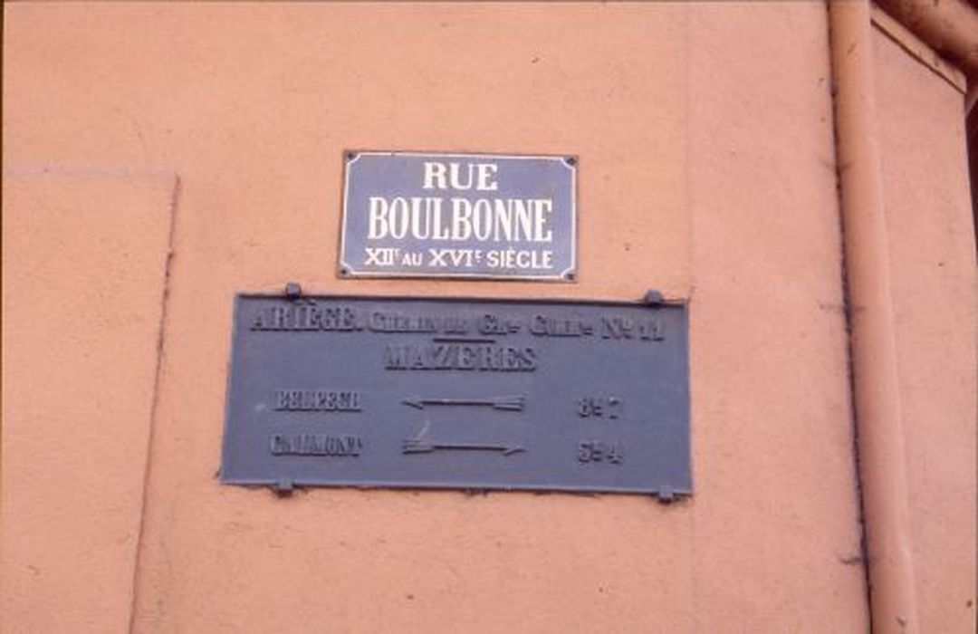 plaque de chemin - © Ministère de la Culture (France), Conservation des antiquités et des objets d’art de l'Ariège – Tous droits réservés