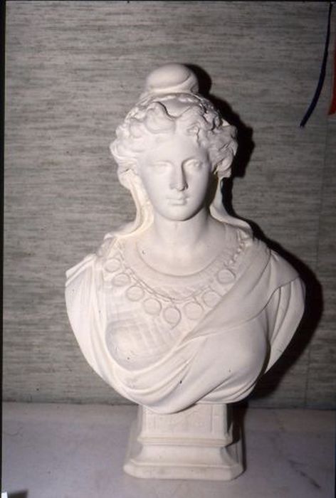 buste : Marianne - © Ministère de la Culture (France), Conservation des antiquités et des objets d’art de l'Ariège – Tous droits réservés 