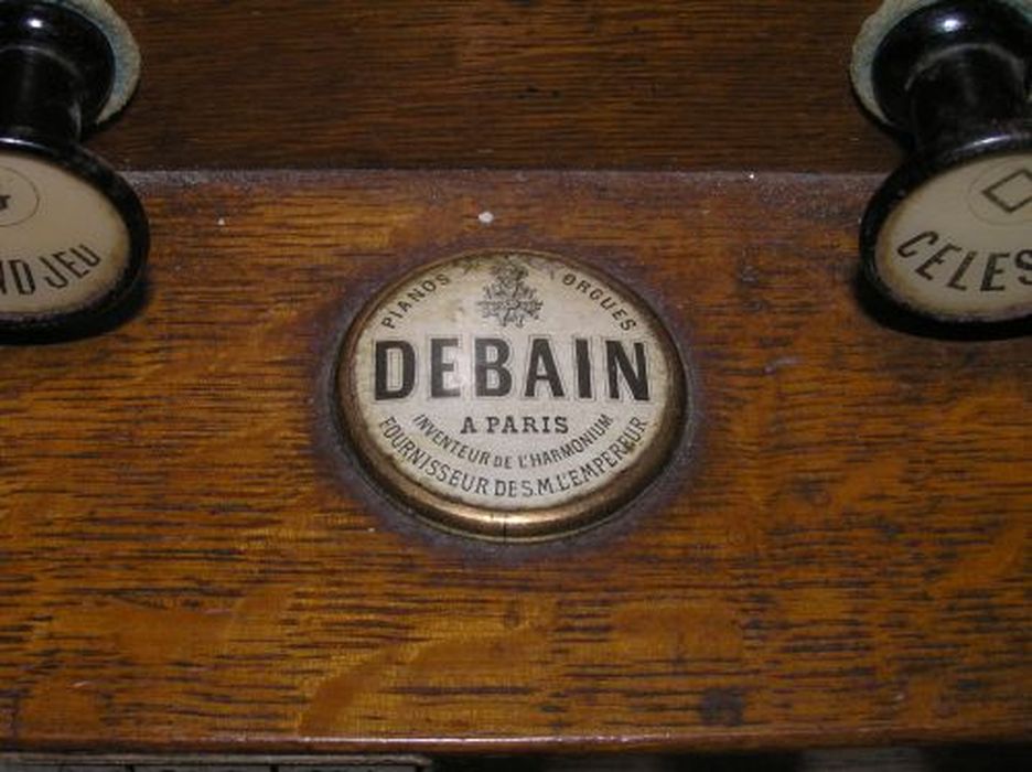 harmonium, détail - © Ministère de la Culture (France), Conservation des antiquités et des objets d’art de l'Ariège – Tous droits réservés 