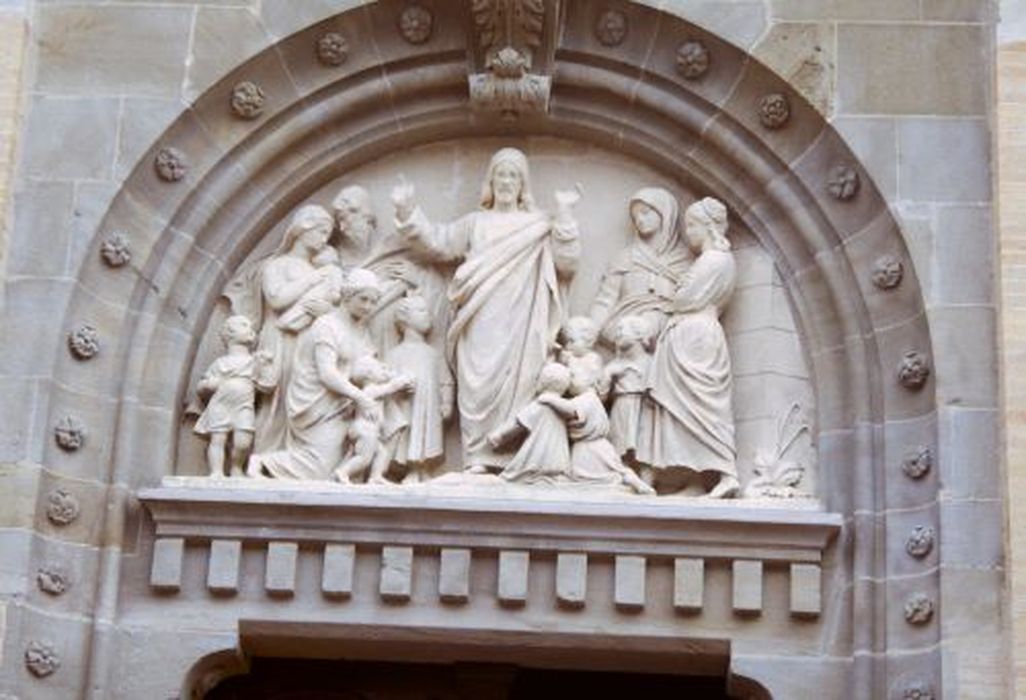 haut-relief : Christ parlant à la foule - © Ministère de la Culture (France), Conservation des antiquités et des objets d’art de l'Ariège – Tous droits réservés
