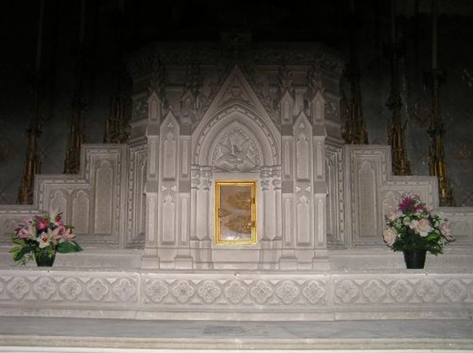 tabernacle de l’autel de la chapelle Saint-Joseph