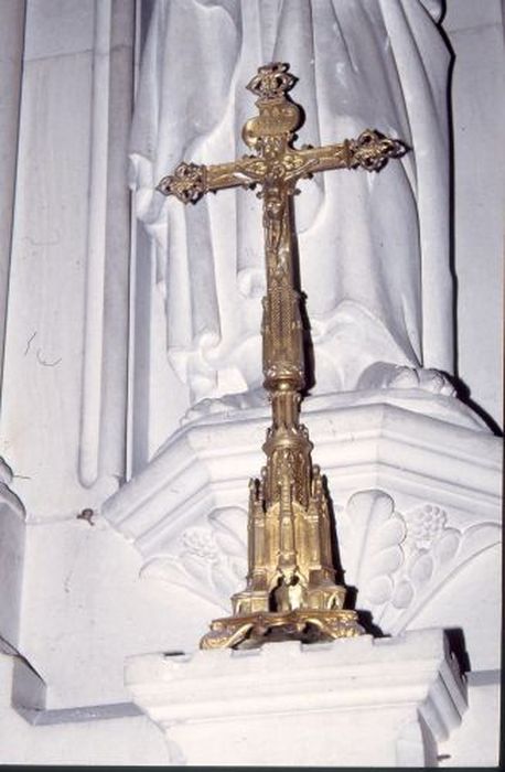 Croix d'autel