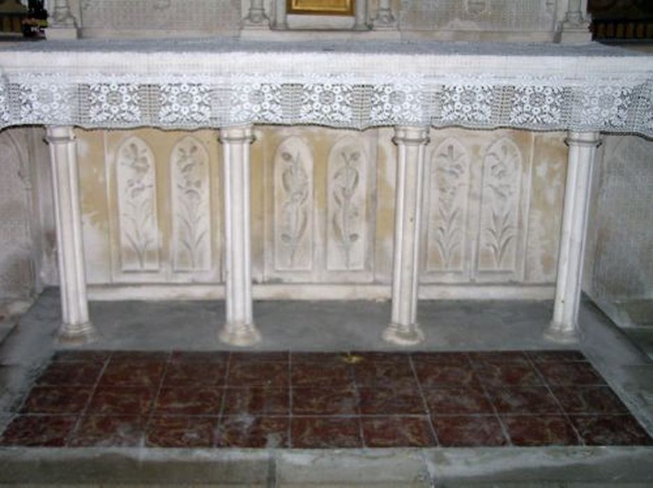 autel de la chapelle Saint-Jean-Baptiste - © Ministère de la Culture (France), Conservation des antiquités et des objets d’art de l'Ariège – Tous droits réservés 