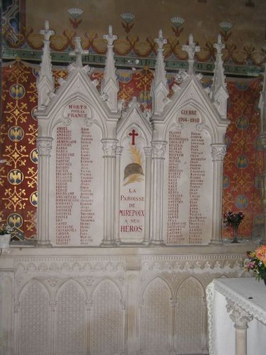 monument aux morts - © Ministère de la Culture (France), Conservation des antiquités et des objets d’art de l'Ariège – Tous droits réservés 
