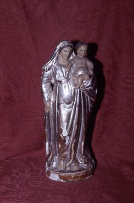 statue : Vierge à l'Enfant