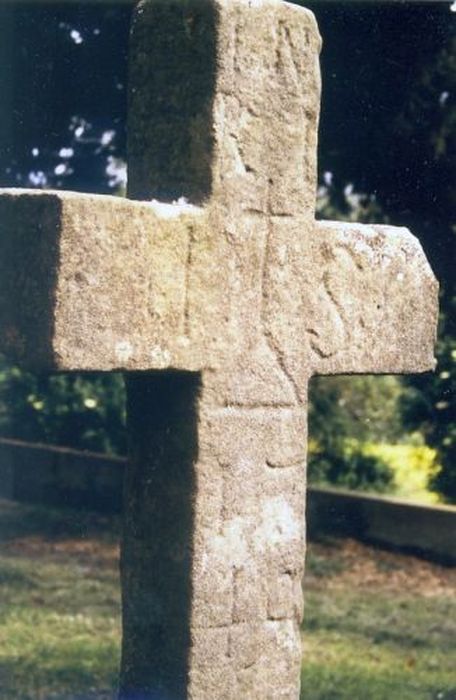 croix de cimetière, détail