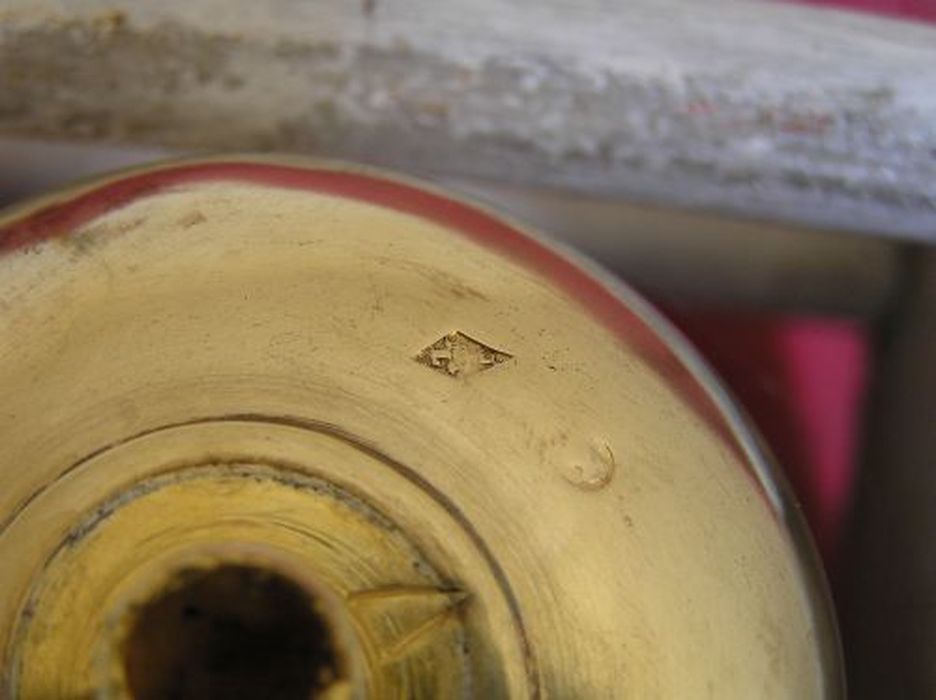 calice, détail d’un poinçon - © Ministère de la Culture (France), Conservation des antiquités et des objets d’art de l'Ariège – Tous droits réservés 