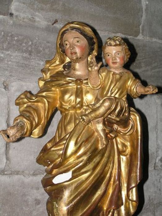 statue (statuette) : Vierge à l'Enfant, vue partielle - © Ministère de la Culture (France), Conservation des antiquités et des objets d’art de l'Ariège – Tous droits réservés 