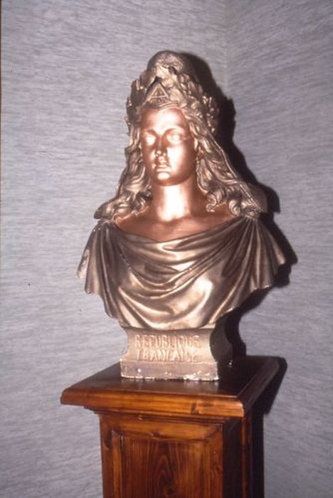 buste : Marianne - © Ministère de la Culture (France), Conservation des antiquités et des objets d’art de l'Ariège – Tous droits réservés