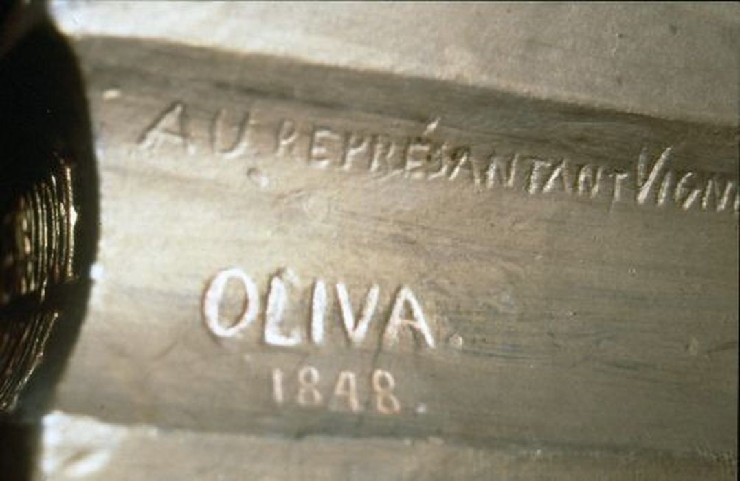 buste : Marianne, détail de la signature