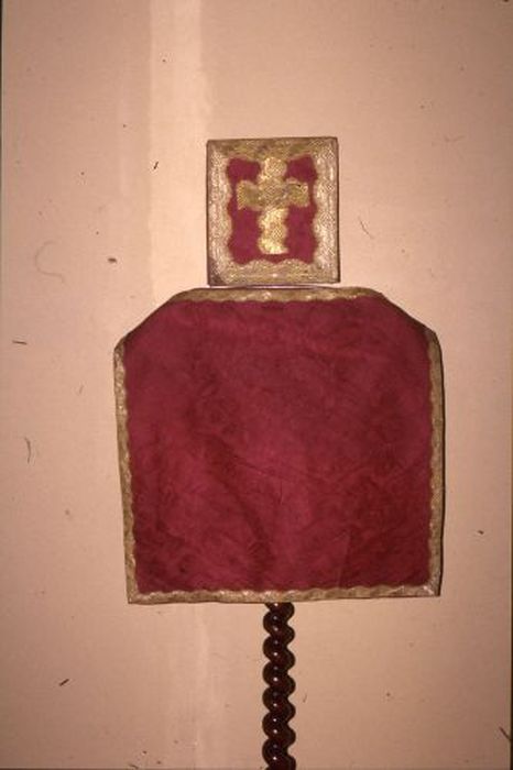 voile de calice, bourse (ornement rouge)