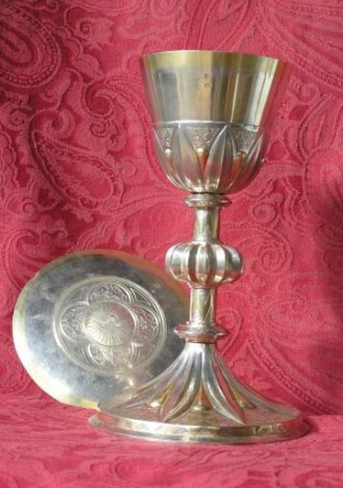 calice, patène - © Ministère de la Culture (France), Conservation des antiquités et des objets d’art de l'Ariège – Tous droits réservés
