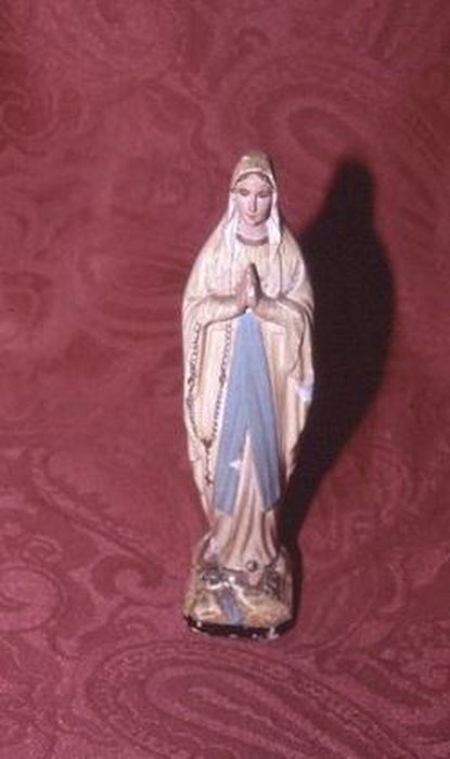 statue (statuette) : Notre-Dame de Lourdes - © Ministère de la Culture (France), Conservation des antiquités et des objets d’art de l'Ariège – Tous droits réservés