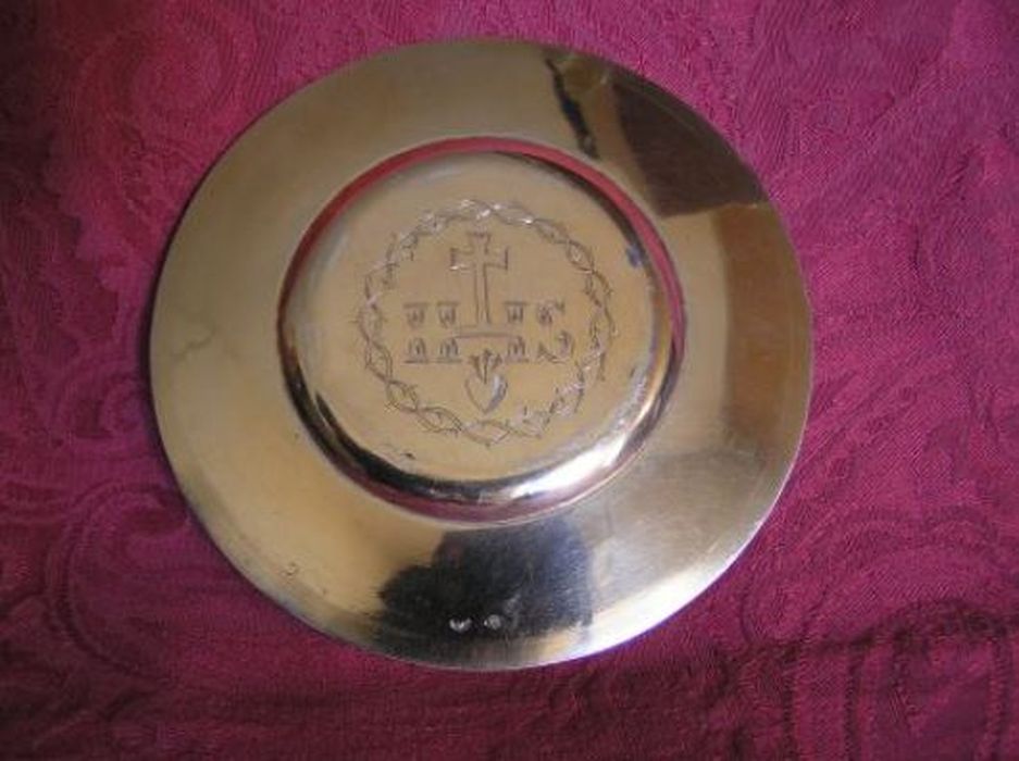 patène - © Ministère de la Culture (France), Conservation des antiquités et des objets d’art de l'Ariège – Tous droits réservés