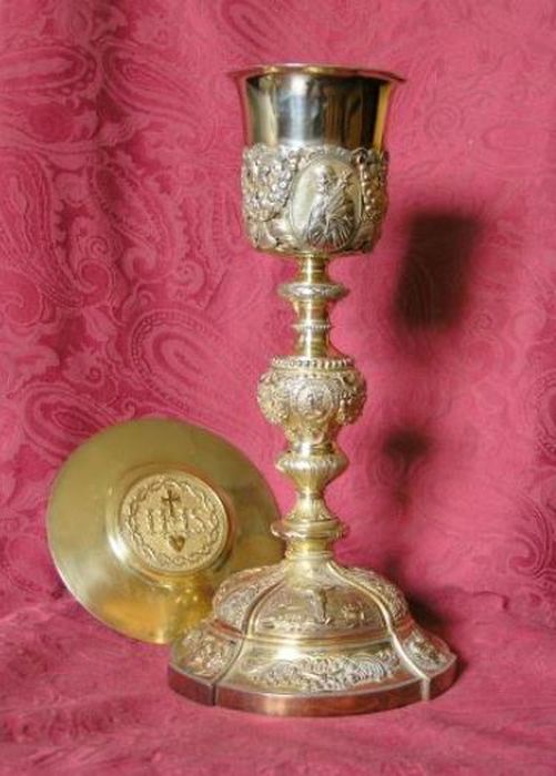 calice, patène - © Ministère de la Culture (France), Conservation des antiquités et des objets d’art de l'Ariège – Tous droits réservés