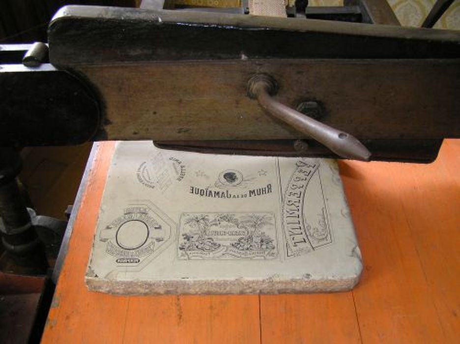 machine à imprimer à encre liquide (presse à bras) - © Ministère de la Culture (France), Conservation des antiquités et des objets d’art de l'Ariège – Tous droits réservés 