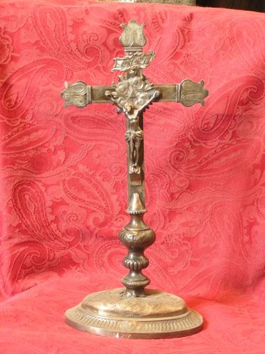 croix style Restauration