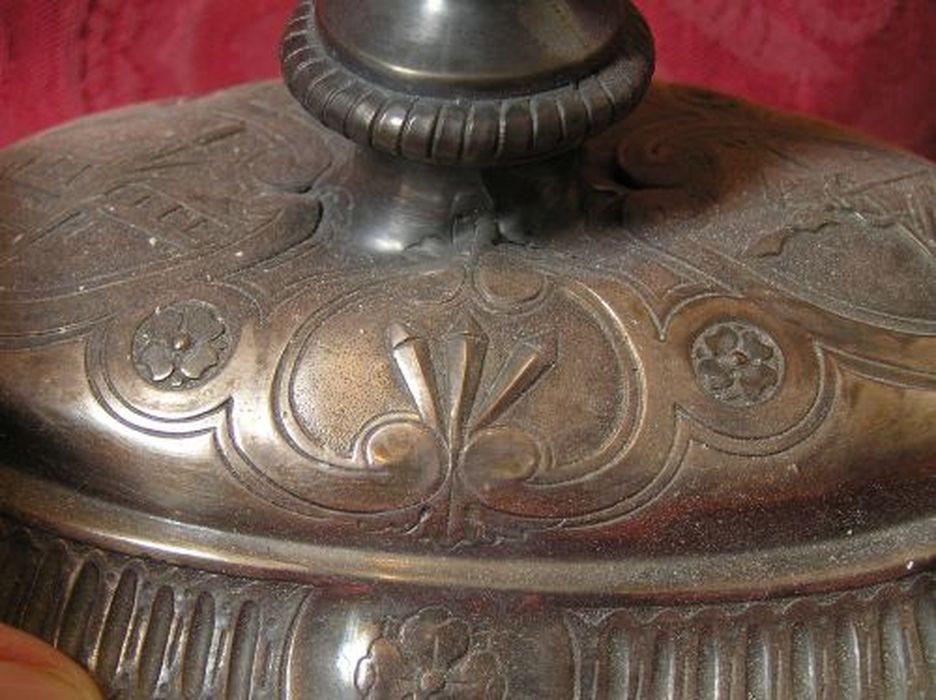 croix style Restauration, détail